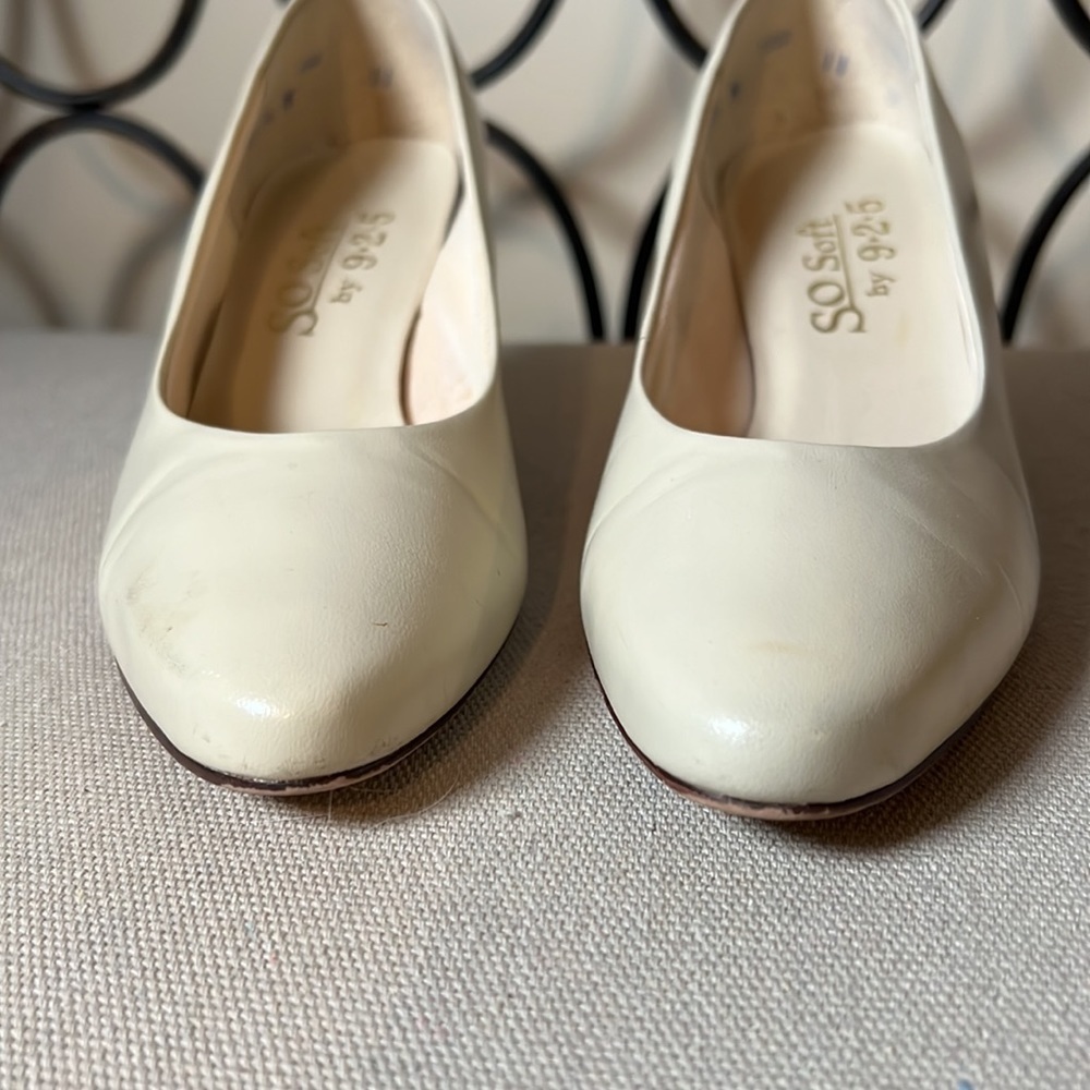 So Soft by 9.2.5 leather cream ivory low heel pumps size 7.5m - Picture 2 of 11